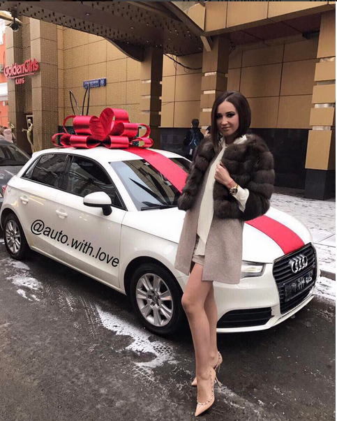 Ольга бузова получила  в подарок новый автомобиль