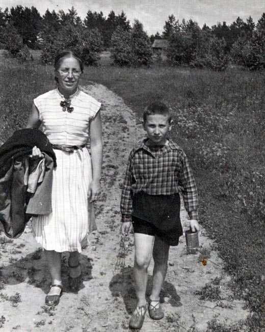 Жёны александра домогарова, дети. смерть 2 сыновей и личная жизнь в 2022 / статьи